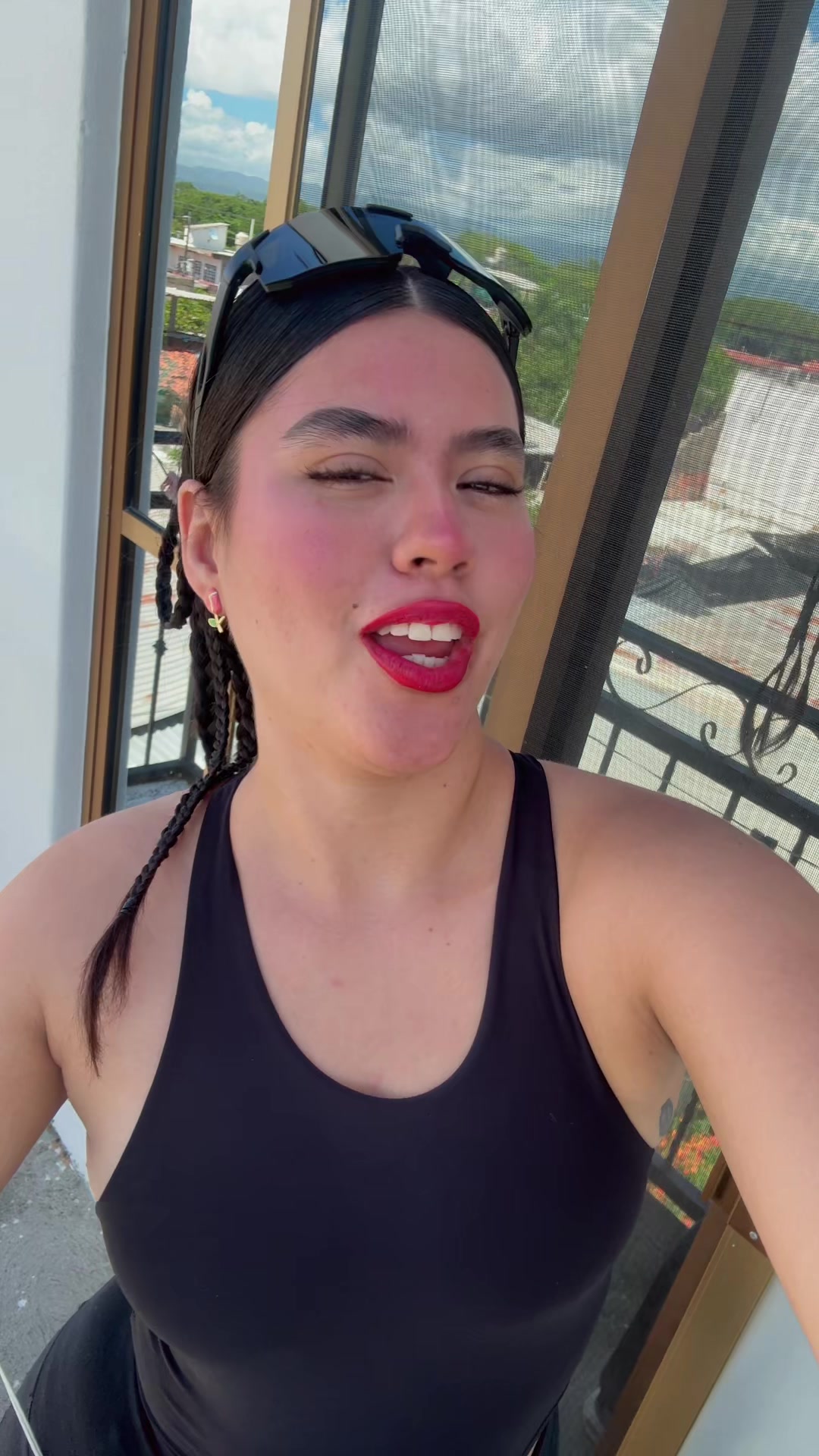 @Vanlyless