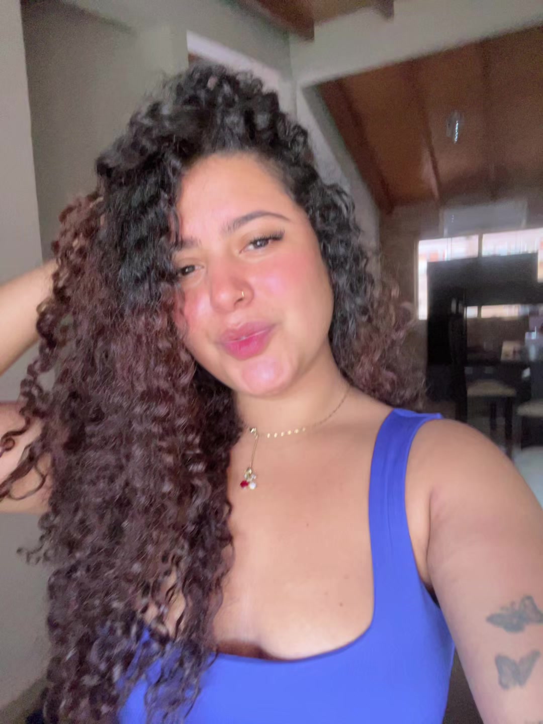 @Fabii🦋