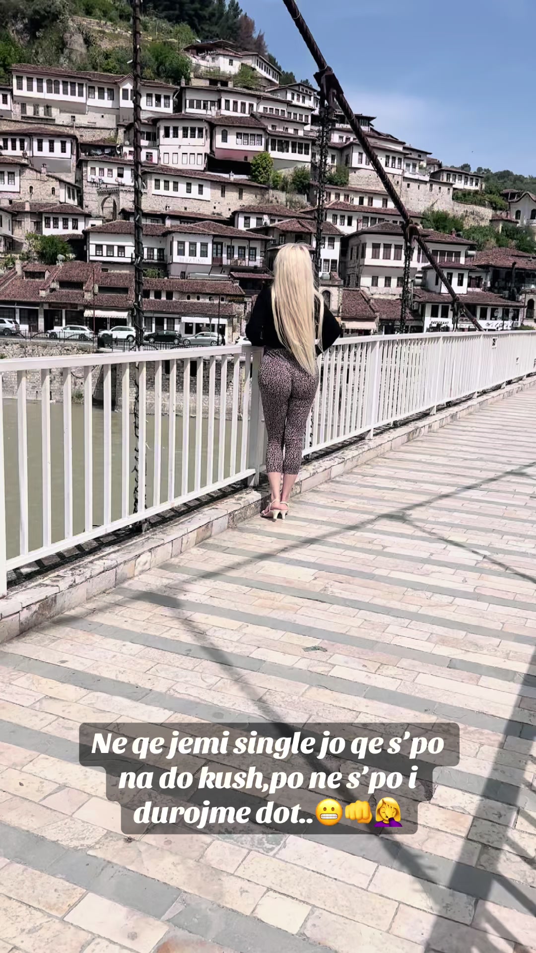 @Je Suis Mela