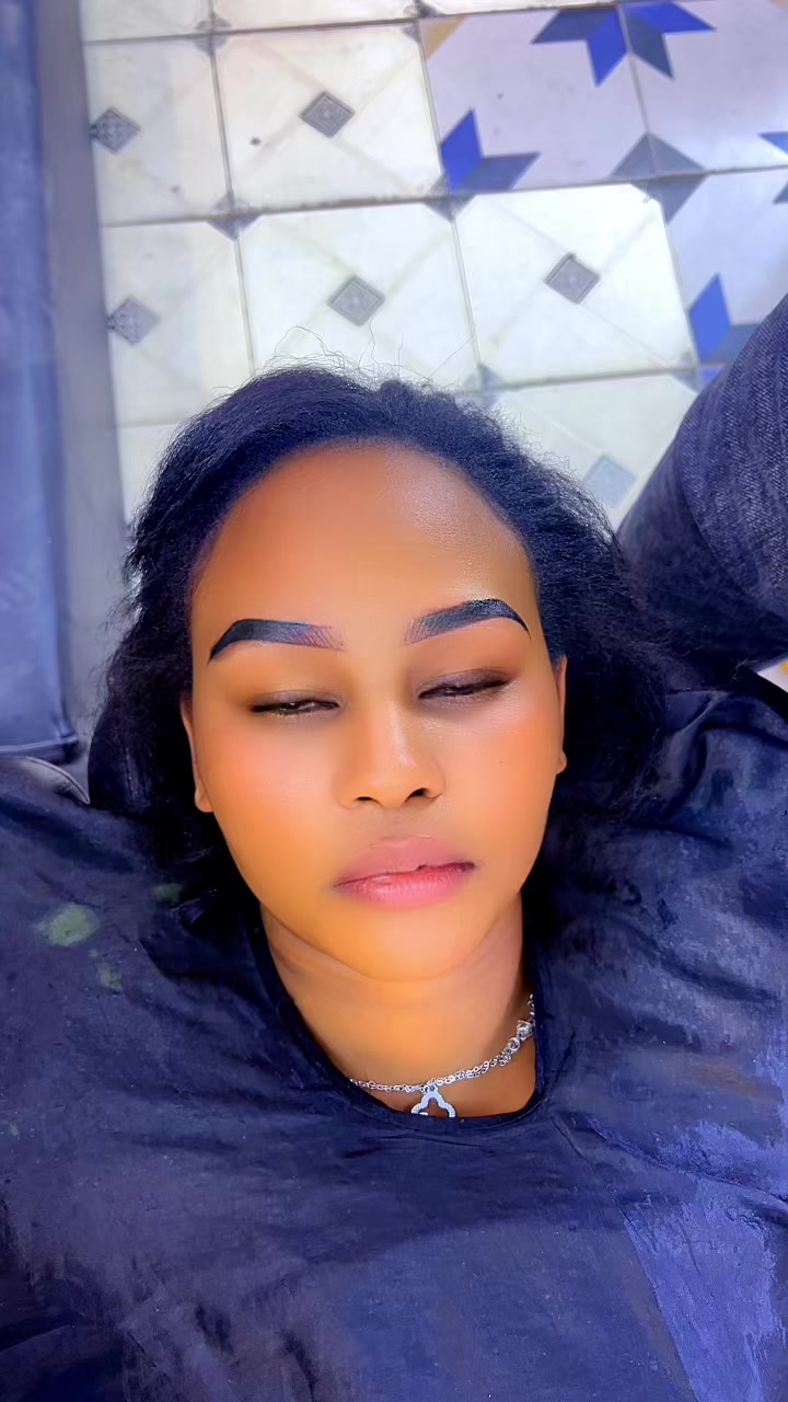 @Dr.eyebrows1