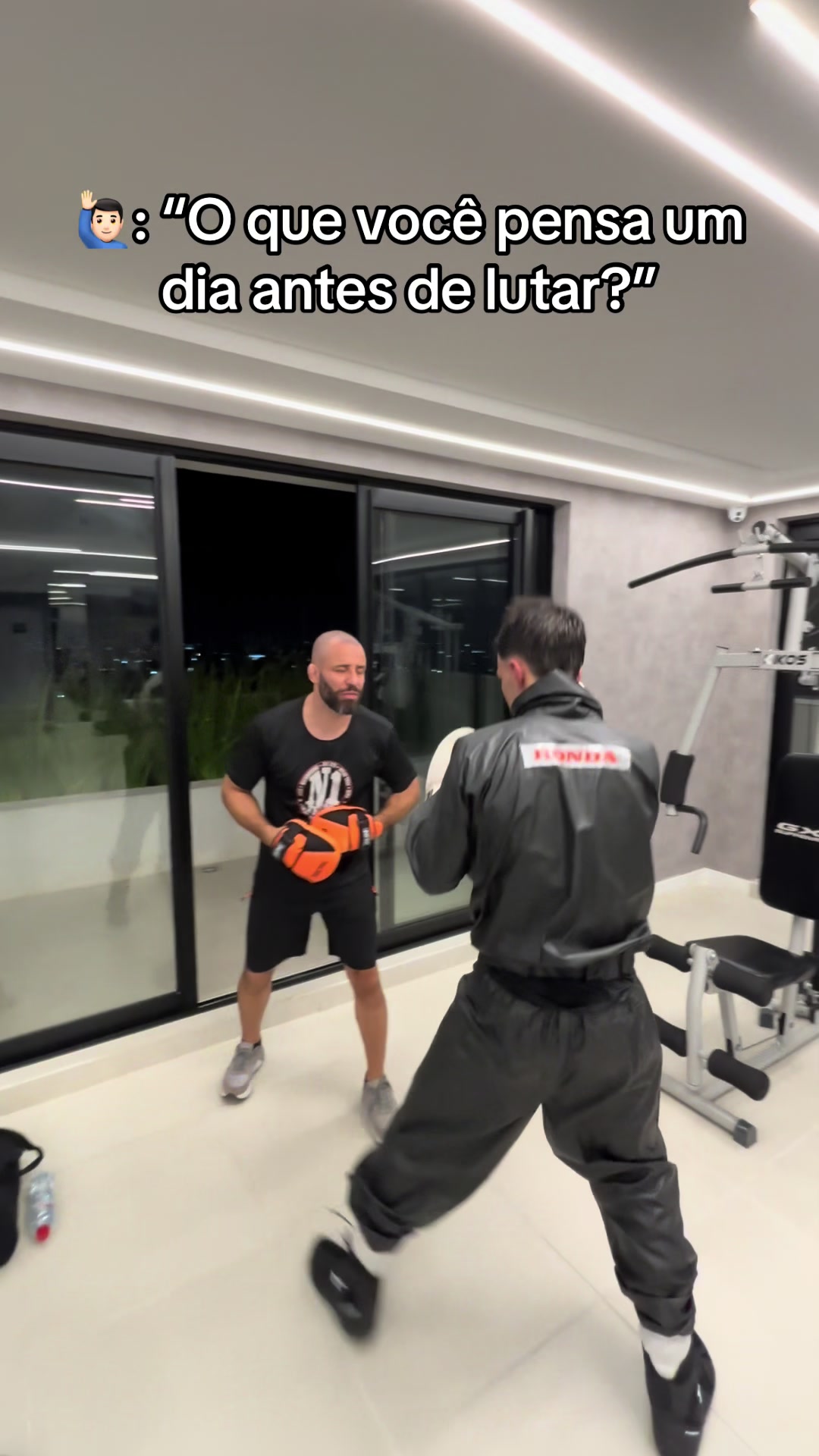 @Ariel🥊
