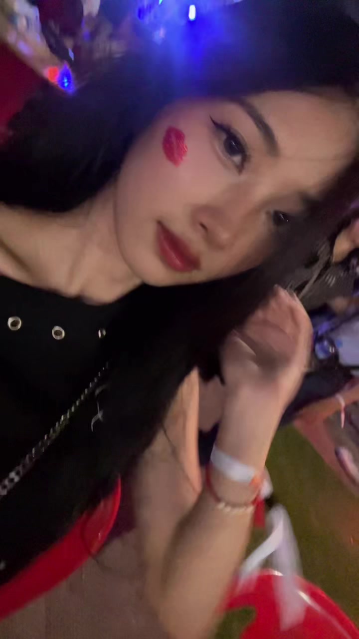 @Tina