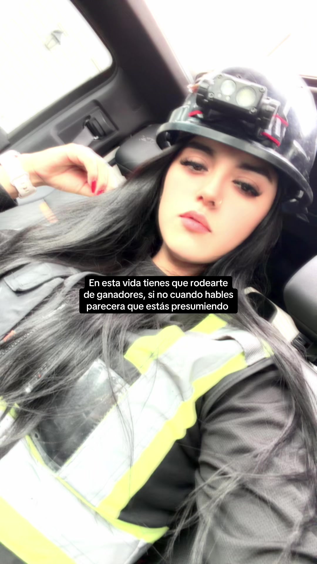 @América Viveros ✨