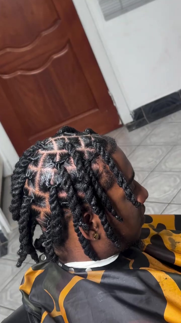 @shem.the.barber