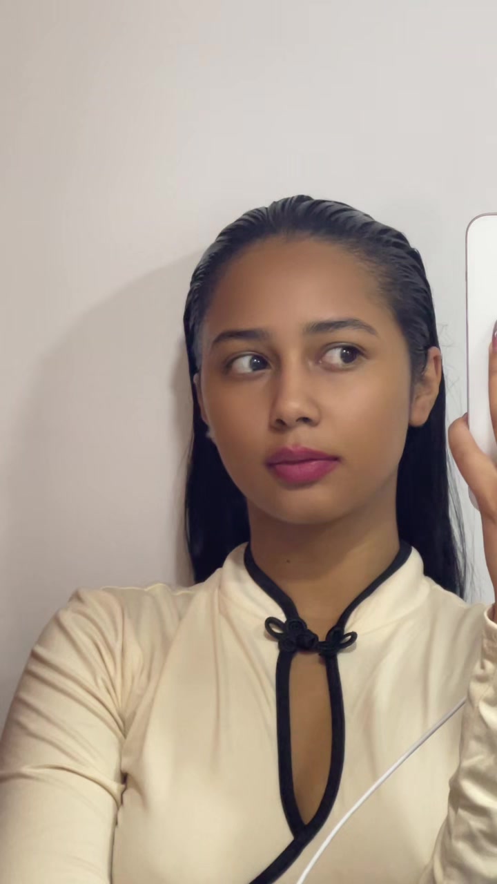 @Lia Alvarez