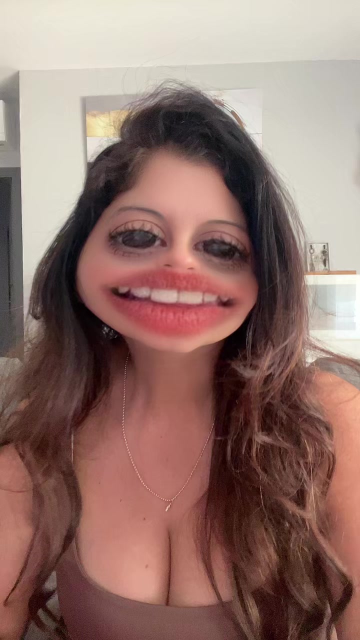 @Vivianne 🇧🇷 🇫🇷✨