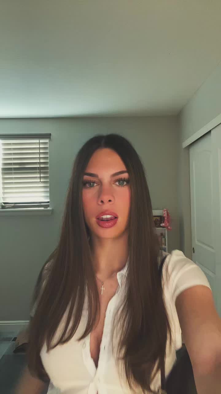 @👄