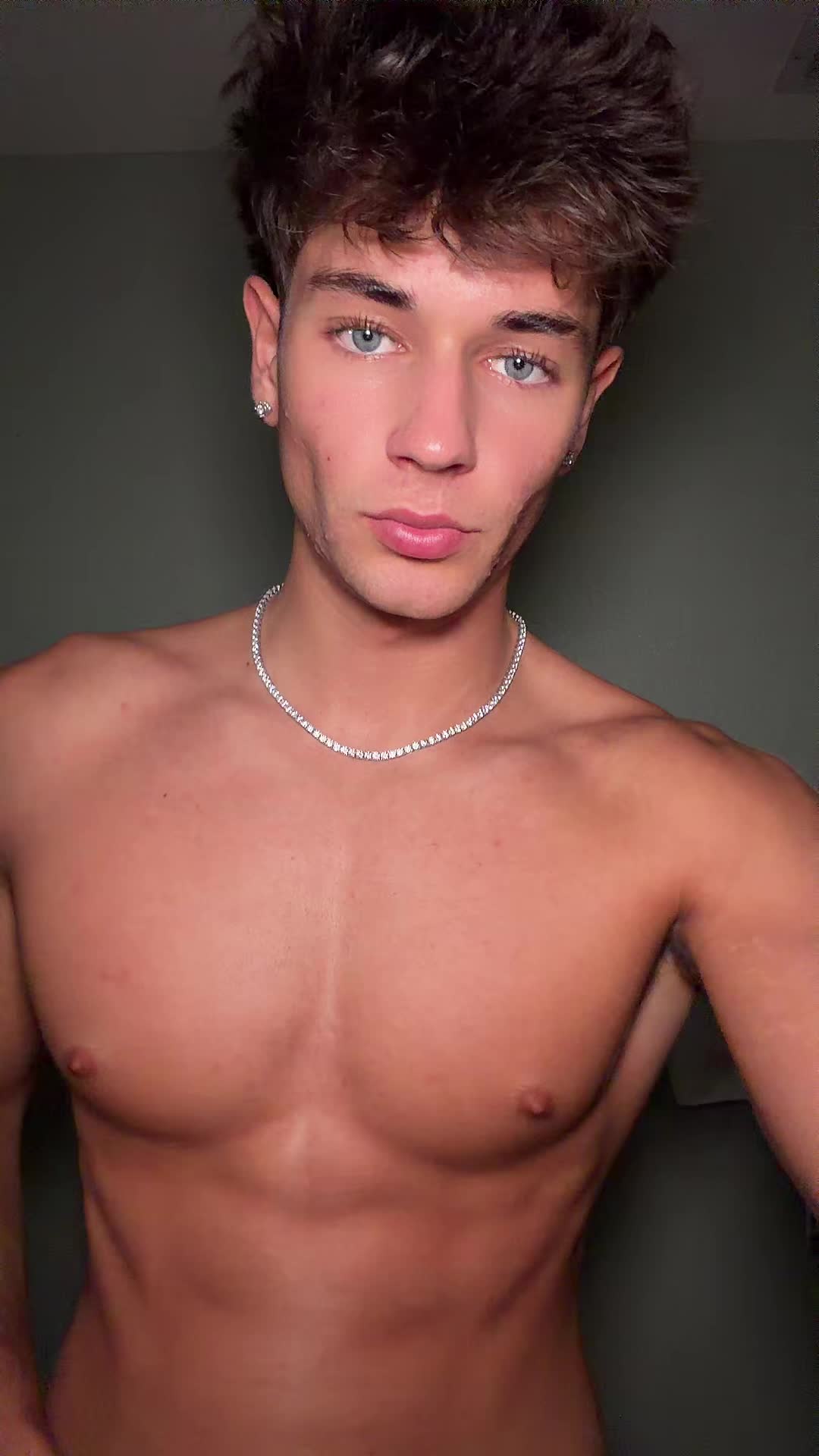 @Daniel🥞