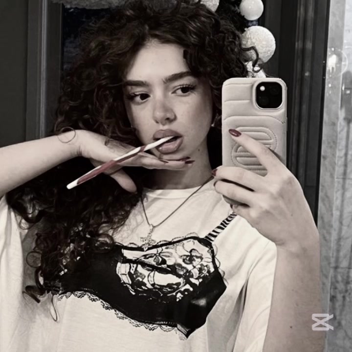 @𝘈 𝘒 𝘚 A丰🇽🇰🇦🇱🐾