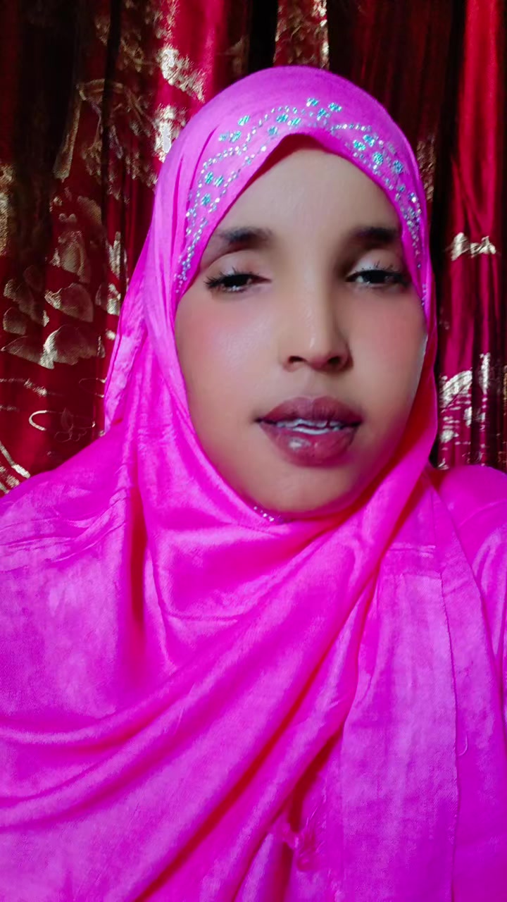 @Ayeeyo Xaliimo