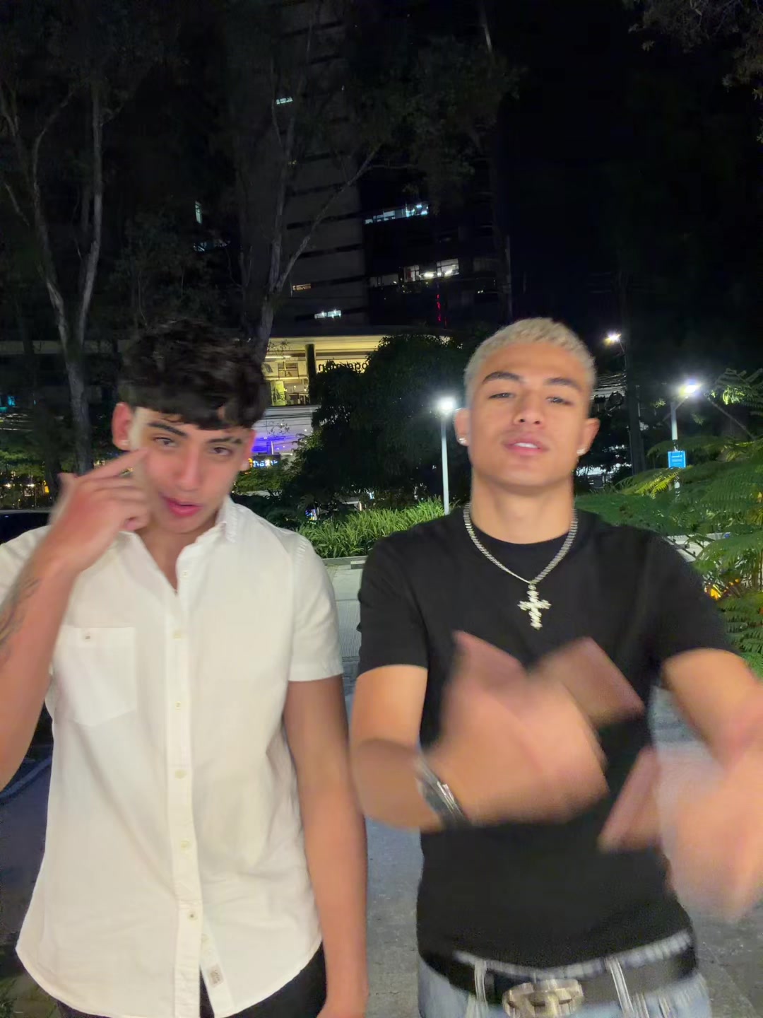 @____cesar08🕷️
