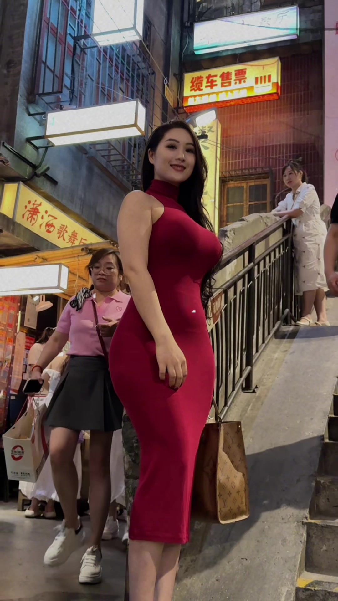 @Linh Nhi Bùn