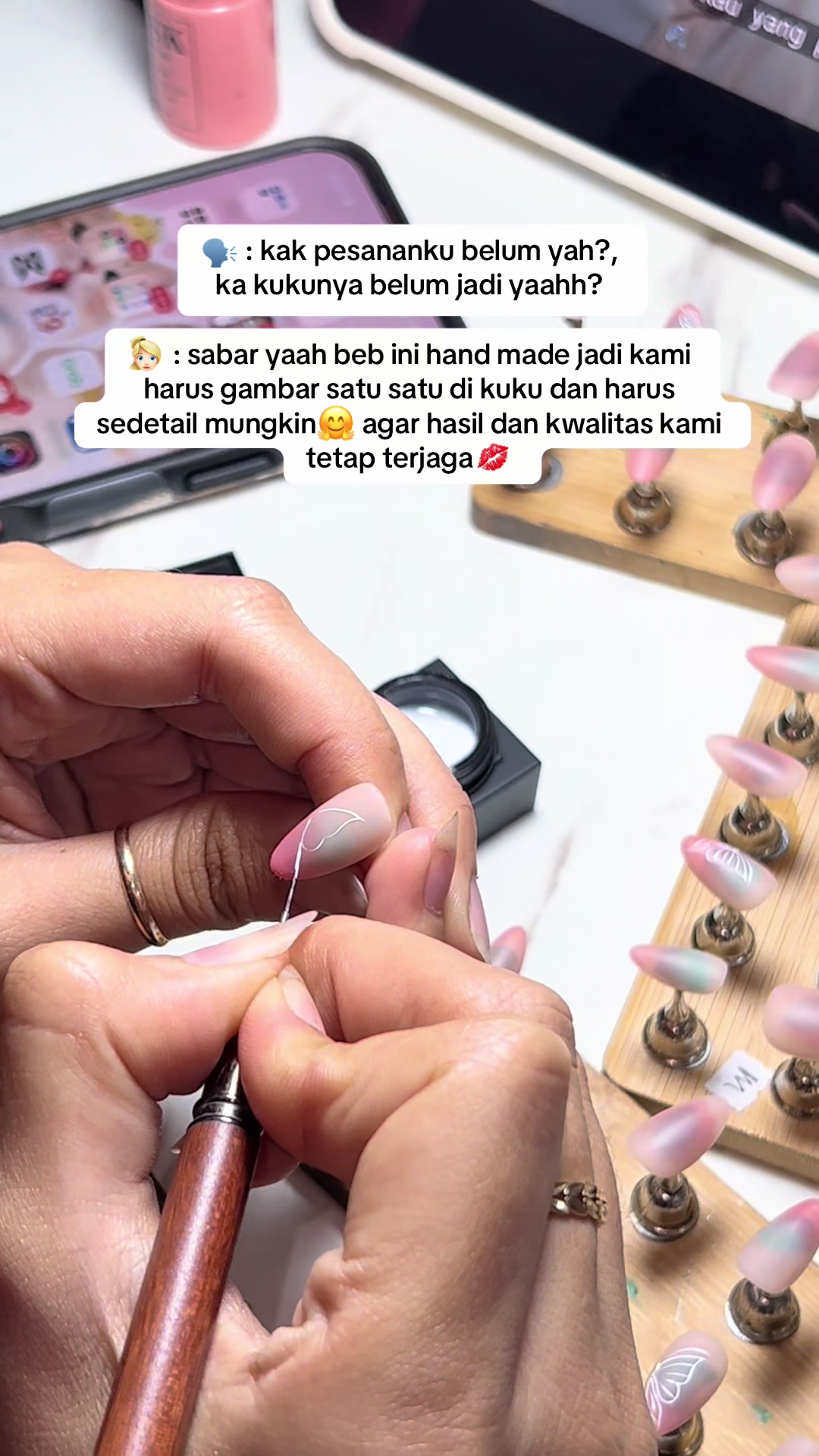@glamoura.nailss