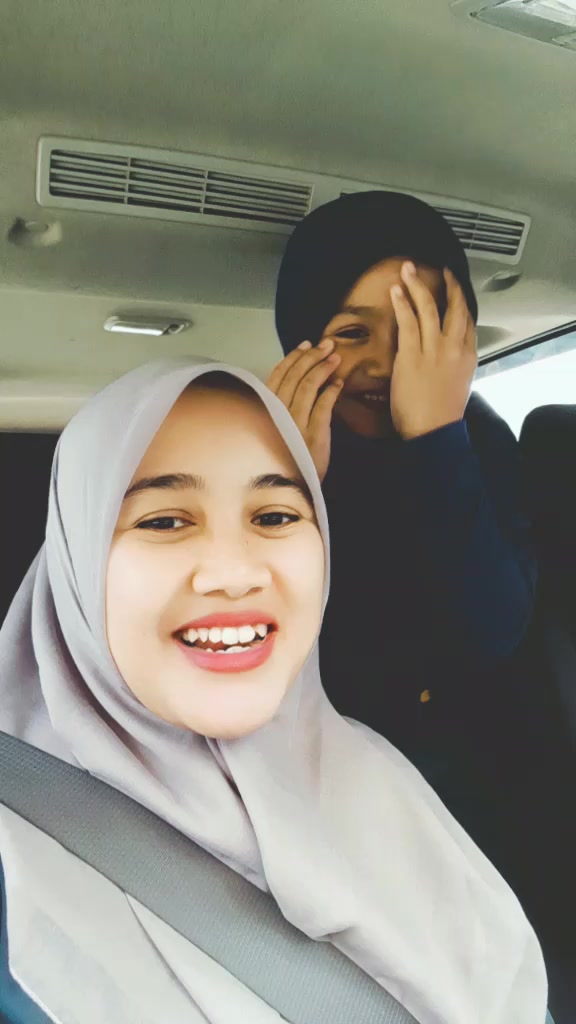 @Ayu Utami