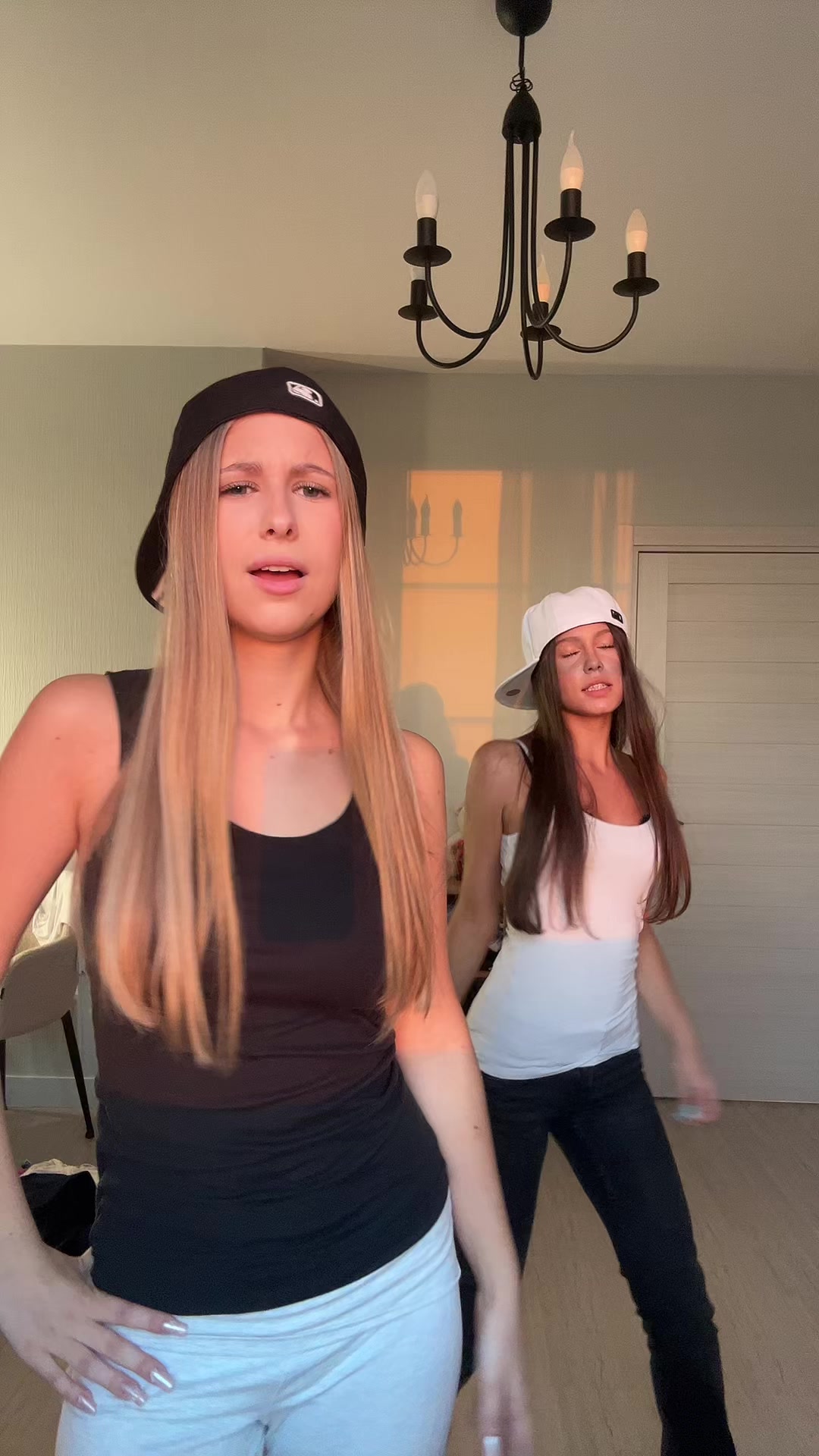 @lizkaz