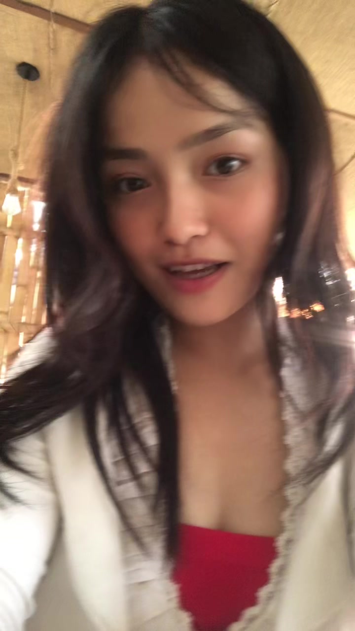 @Ariana🫶
