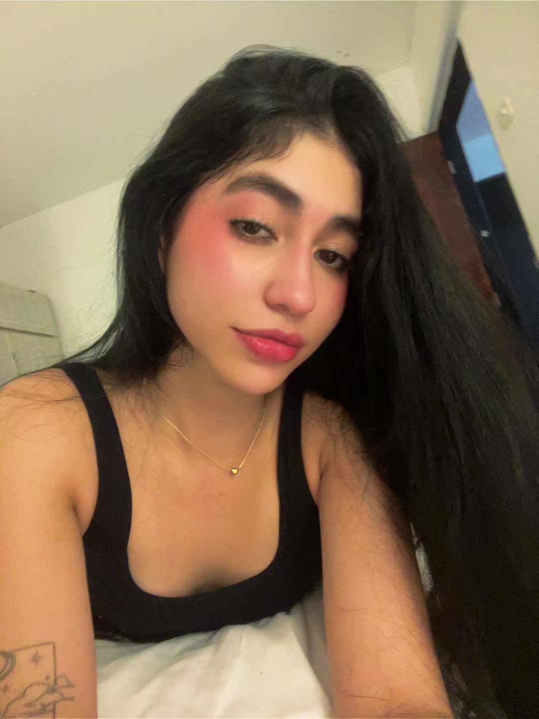 @Mel 🌙