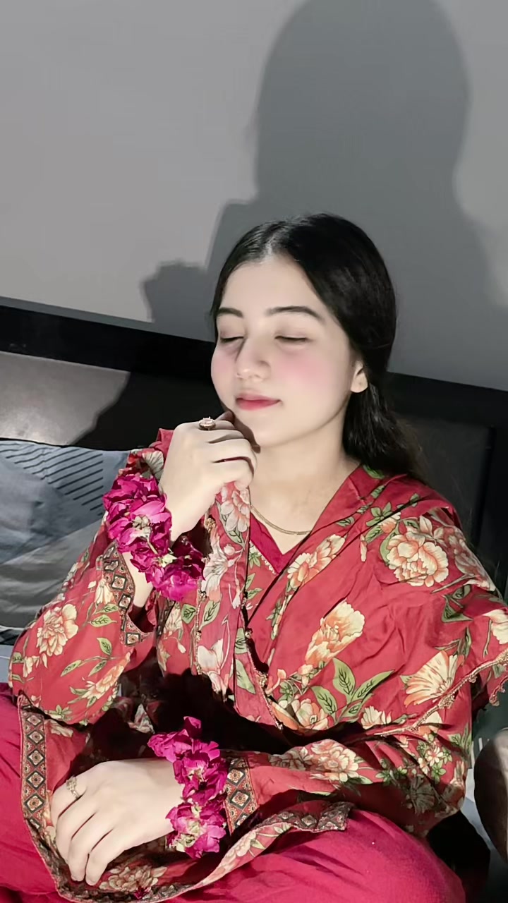 @Alisha ameen0700