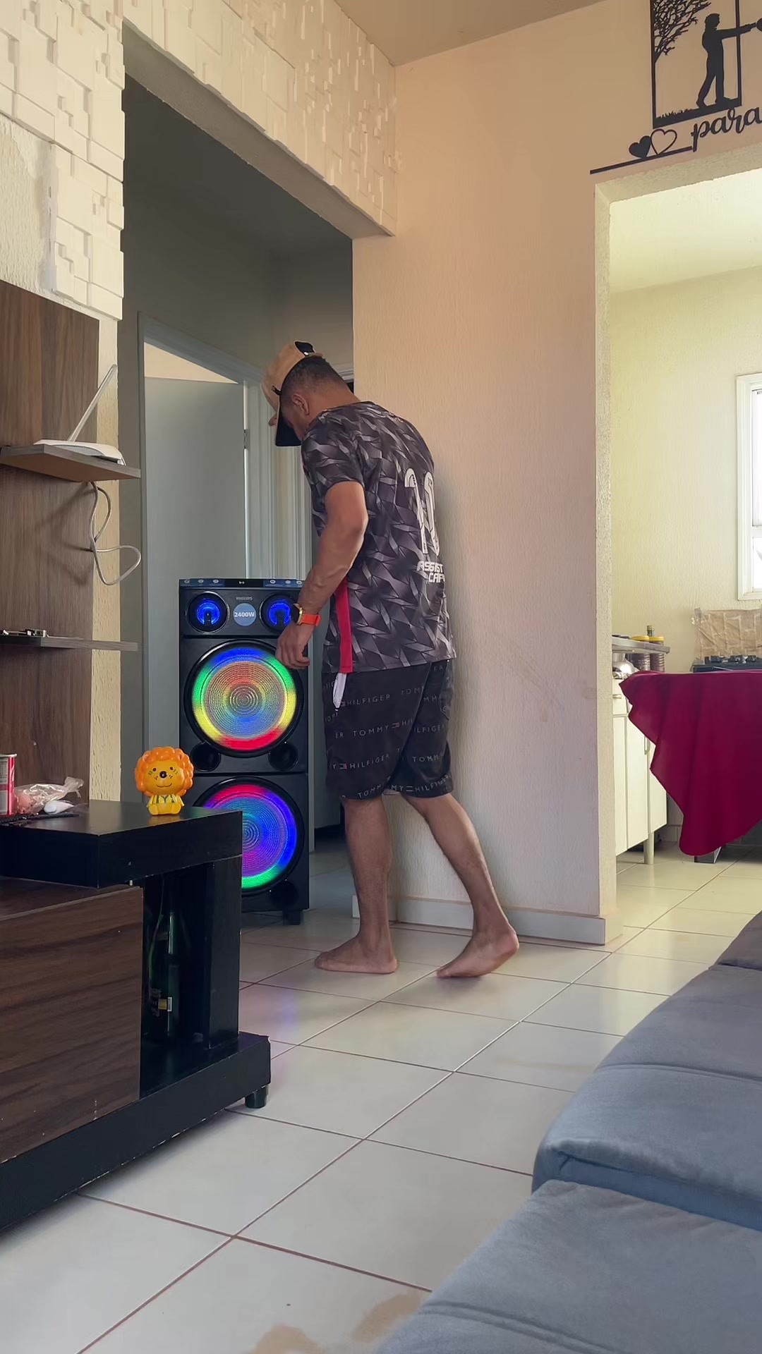 @Van_Hits