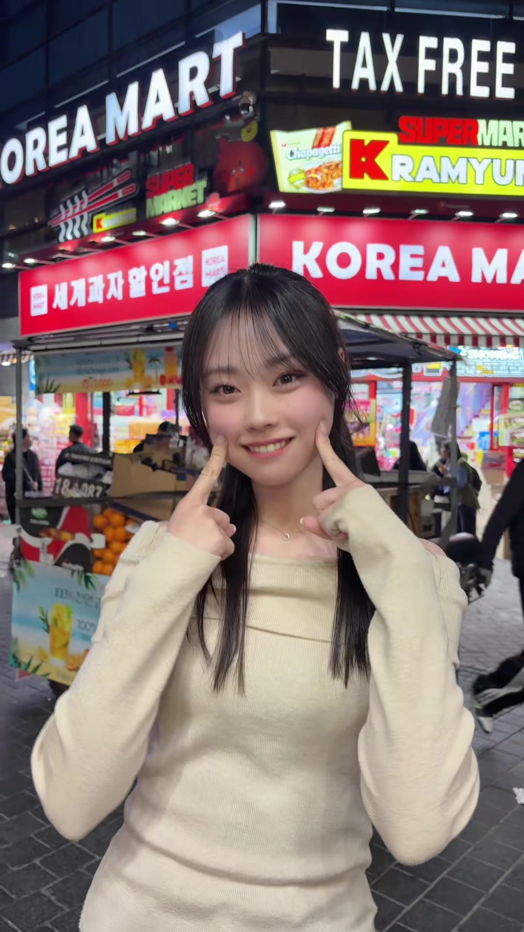 @山川愛理