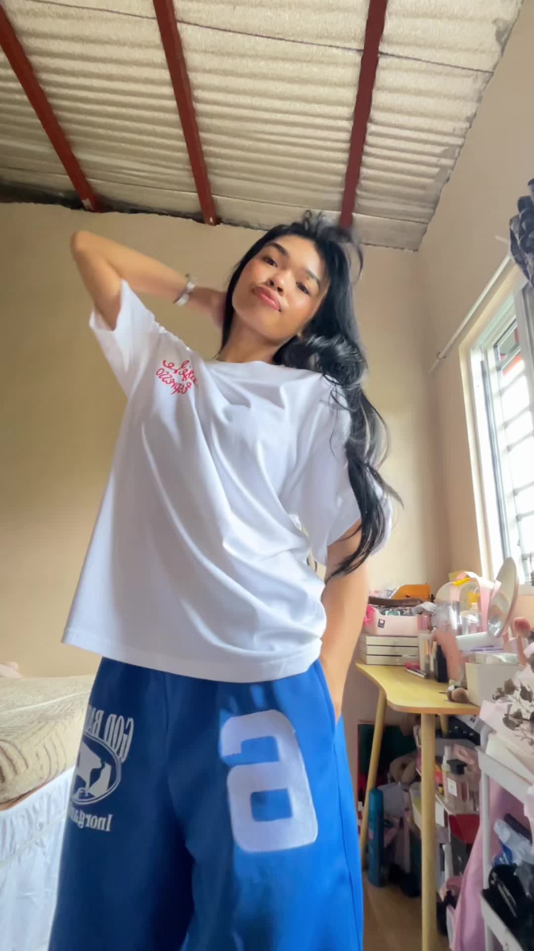 @@ishaaemeyyyy on ig