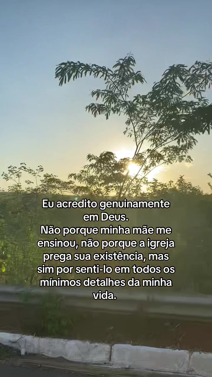 @Ana Kalyne