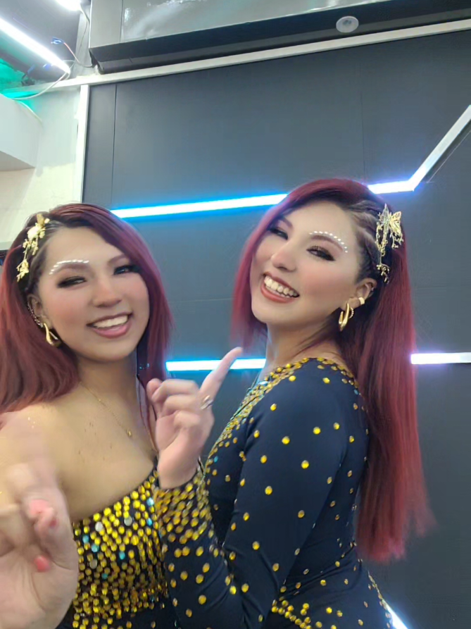 @Emili y Jazmin💖