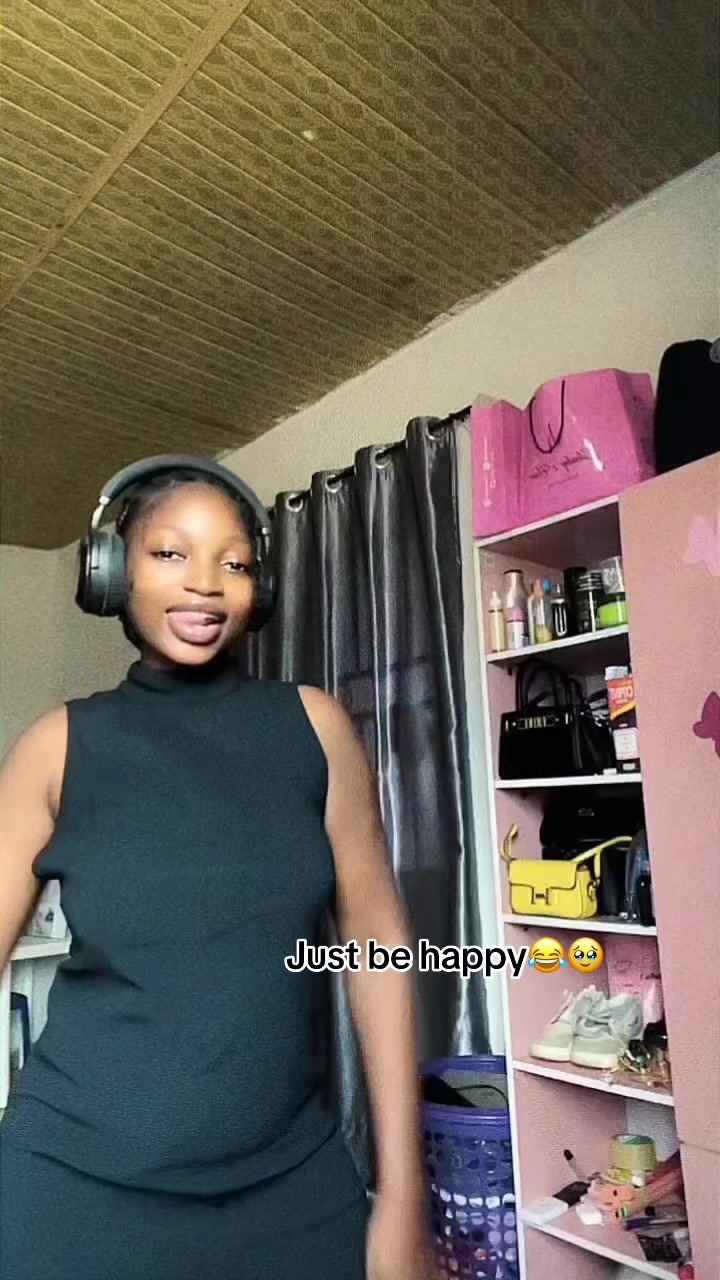 @𝓐𝓷𝓷𝓲𝓮_𝔁𝔁 💕🌸