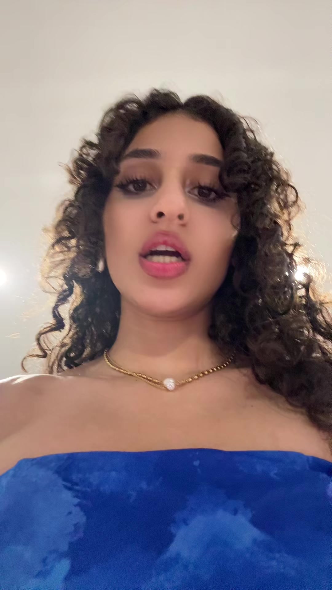 @angelzzzallory