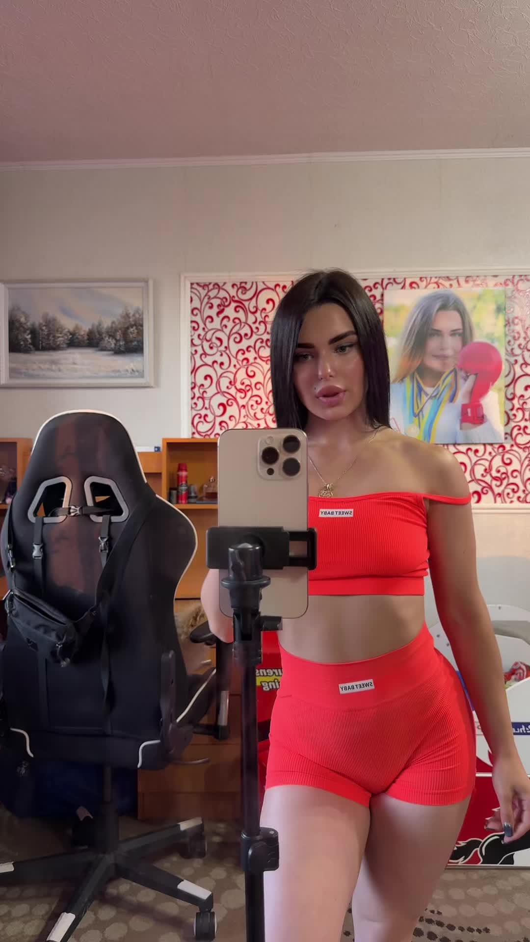 @Кристина