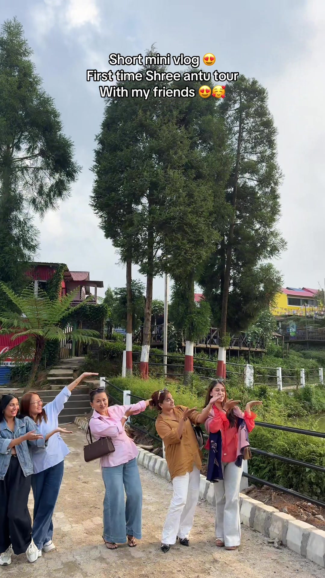 @Aruna limbu(deuja)🙏❤️