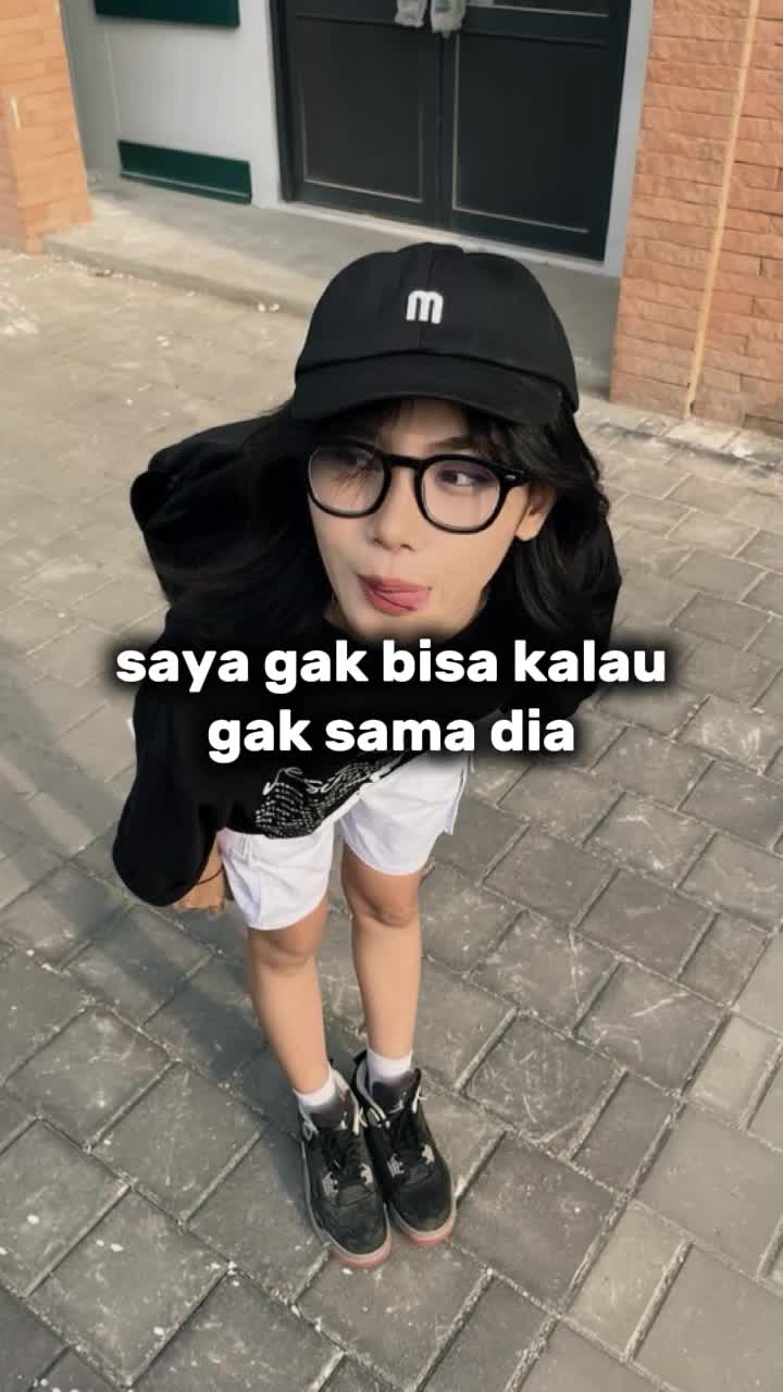 @Wall [CM]