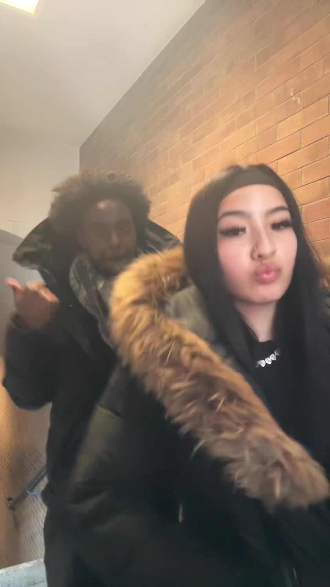 @️