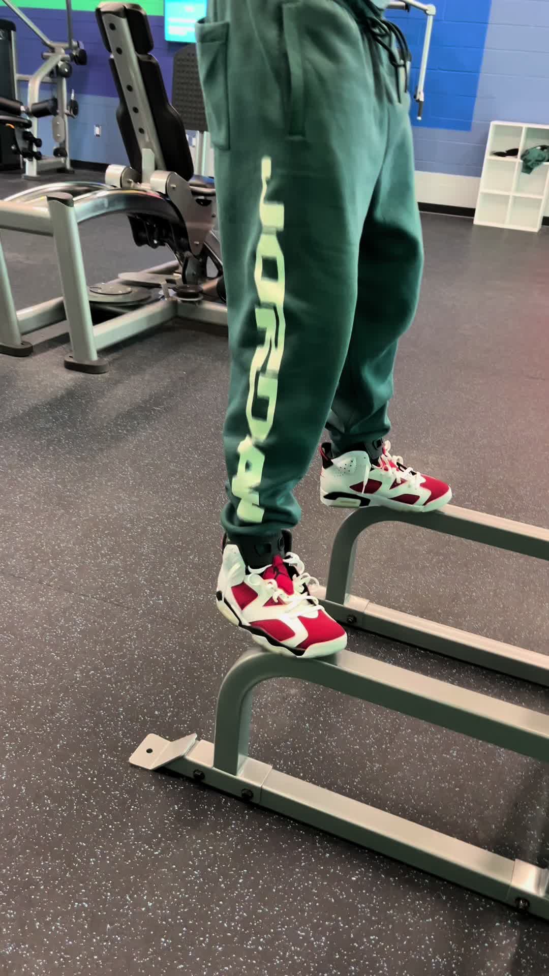 @Mufasah