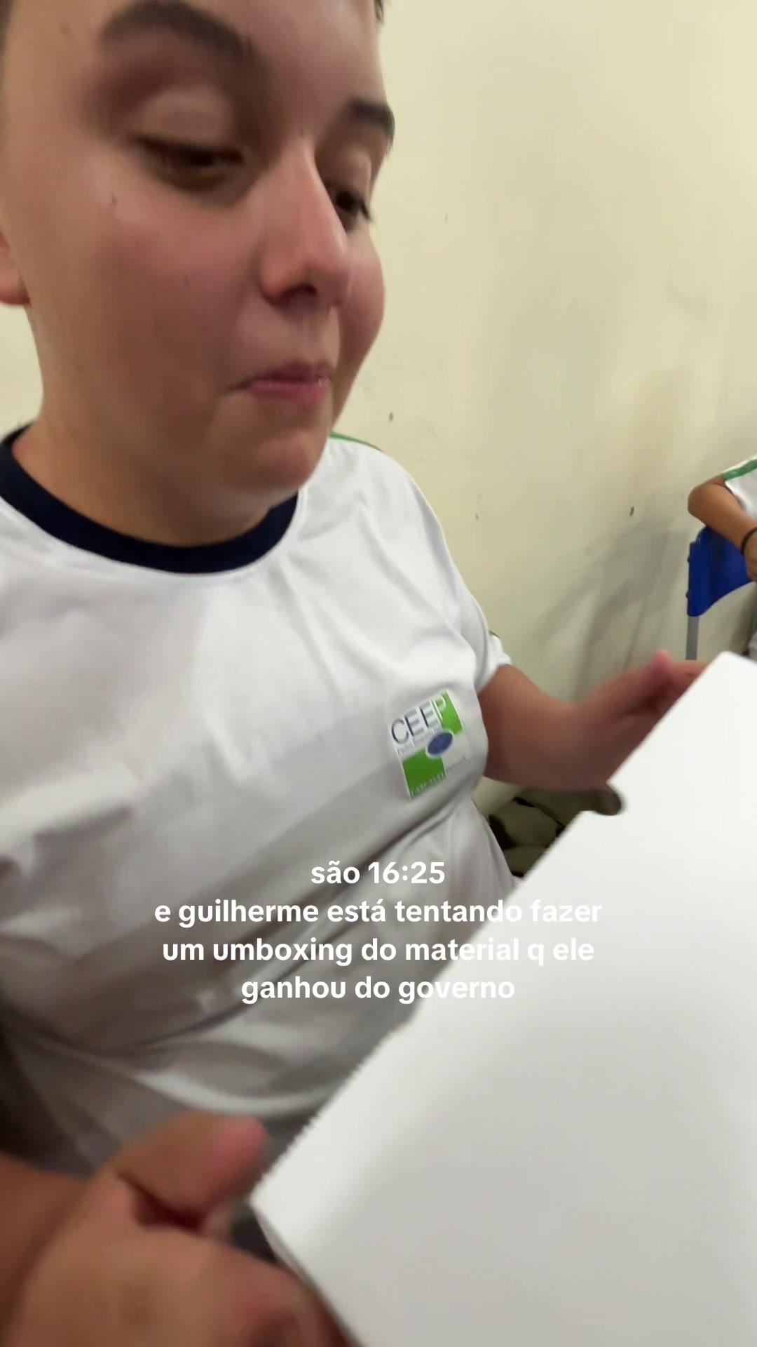 @oque o Guilherme ta fazendo?
