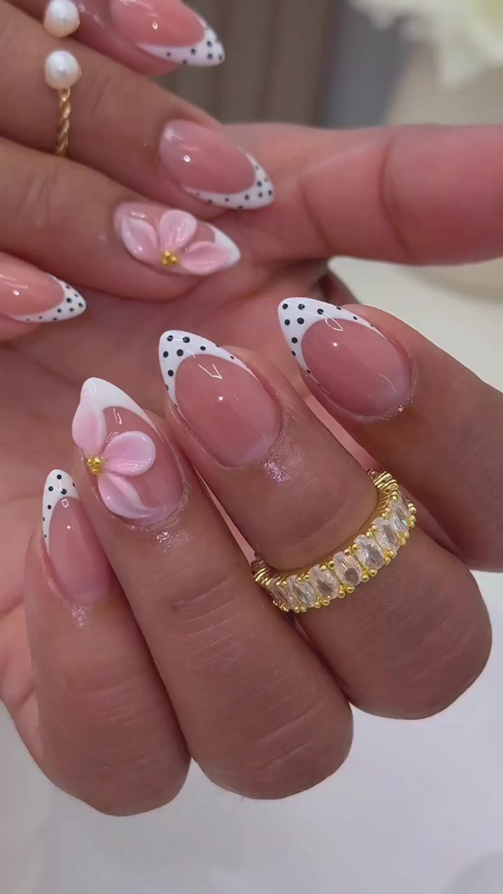 @Bloom Aesthetic