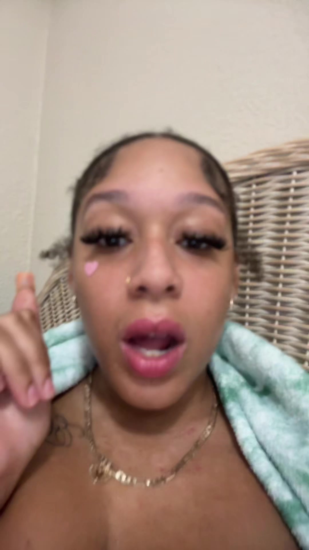 @feenforvaidaa