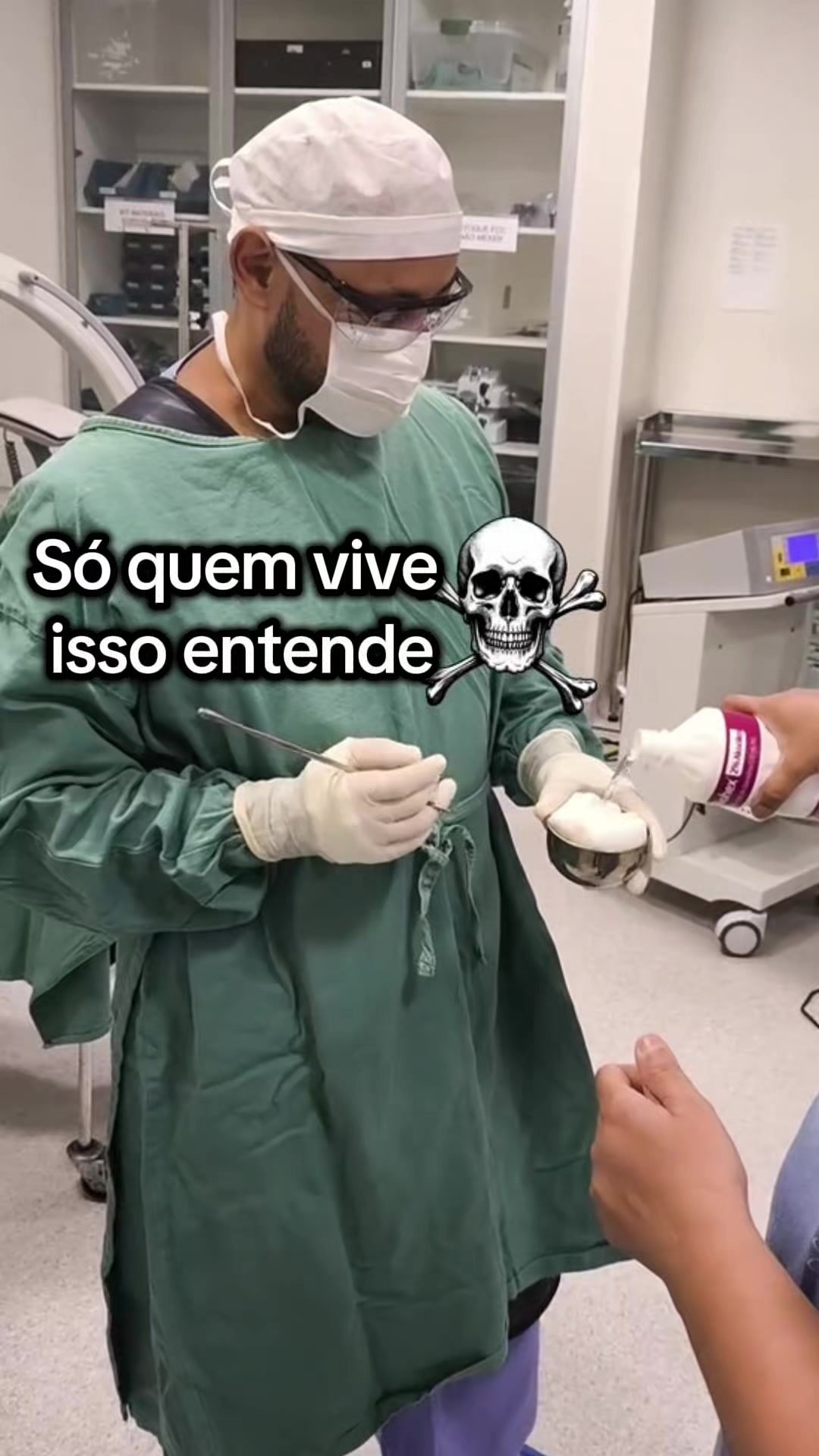 @Carlos | Instrumentador Orto