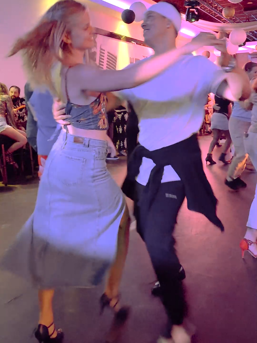 @Salsa Libre Dansschool