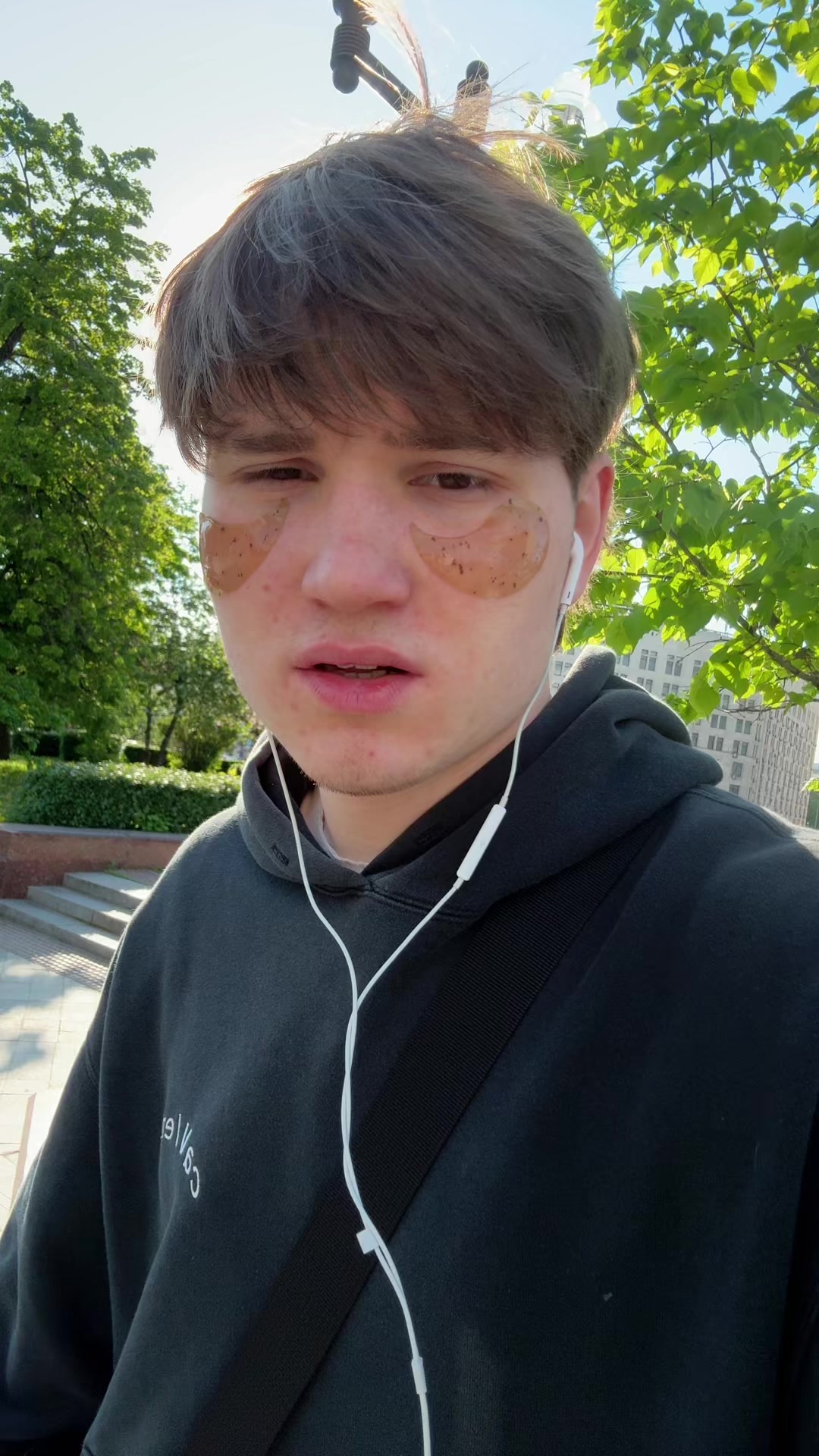 @123