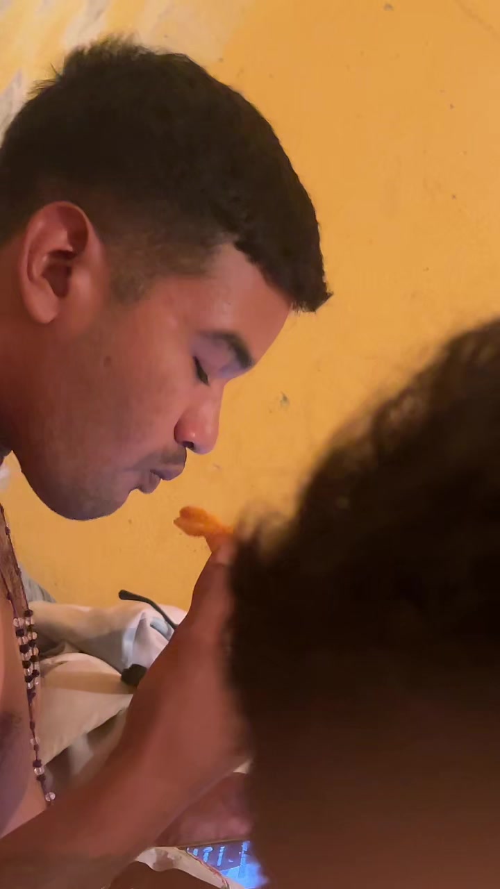 @ALEXANDER LAINA MENA