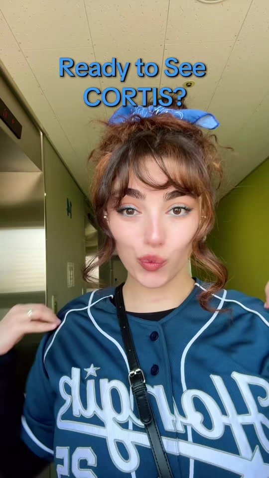 @EricaMachi