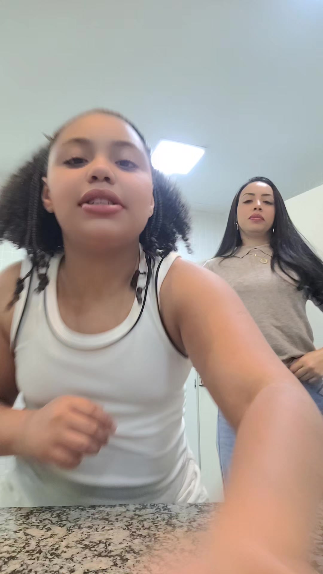 @Let&iacute;cia