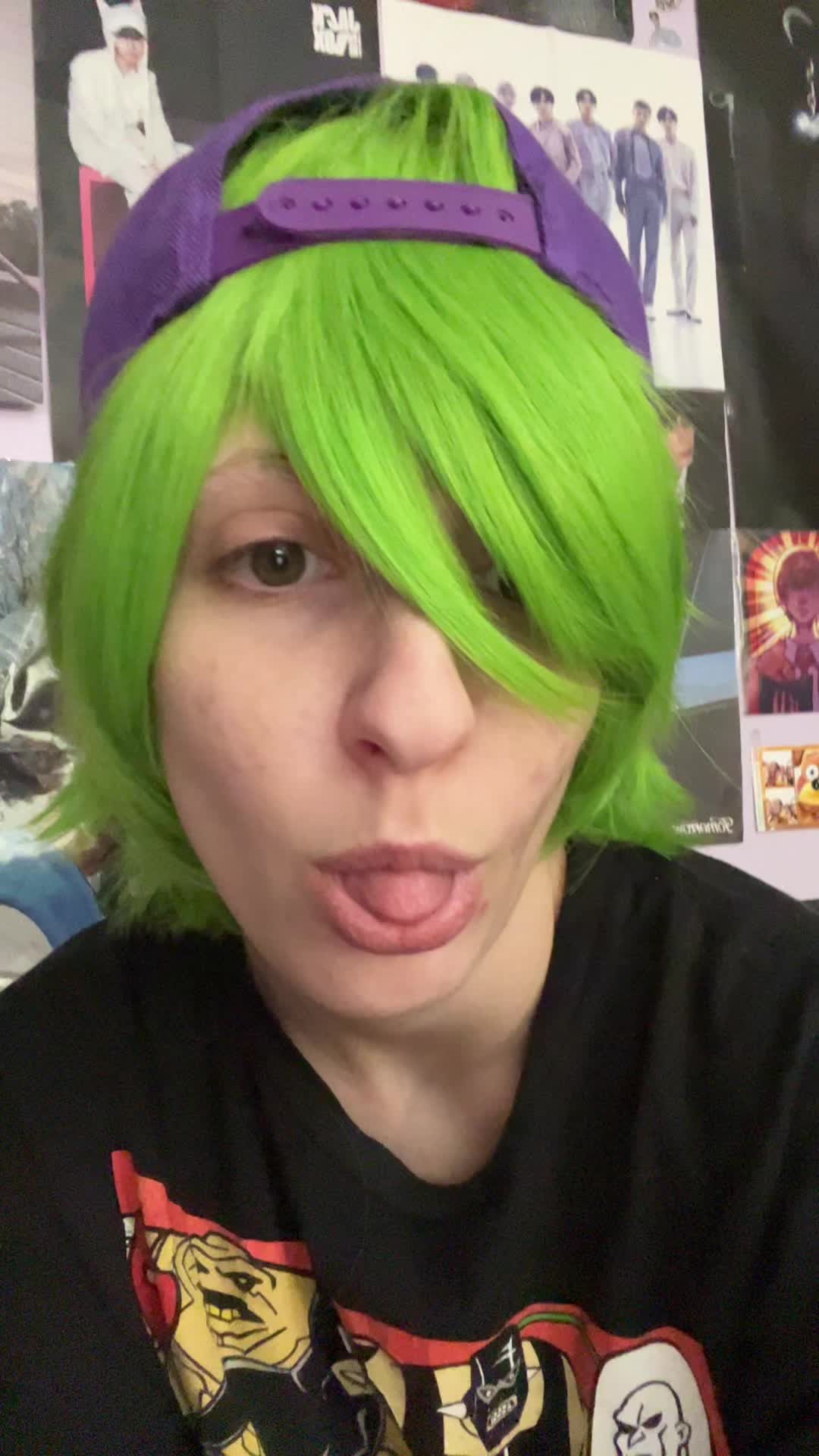 @emoampora