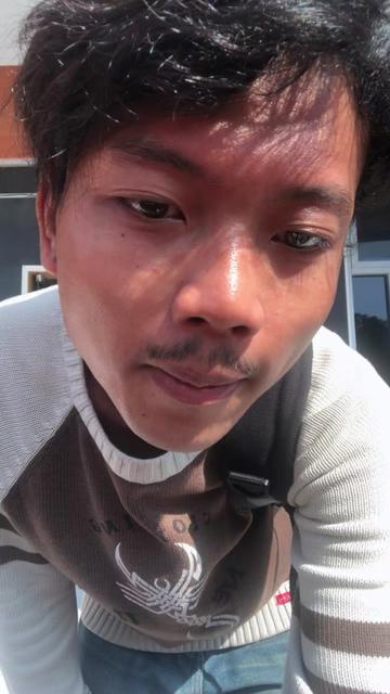 @Inisial F 👾