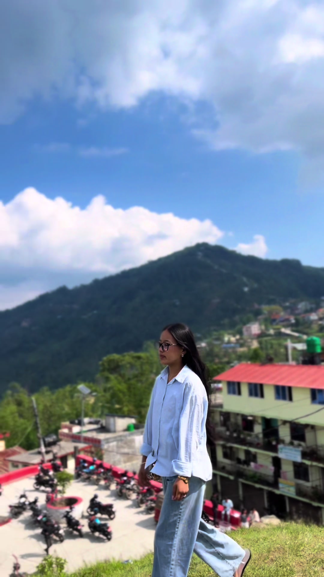 @Anisha Raiᥫ᭡