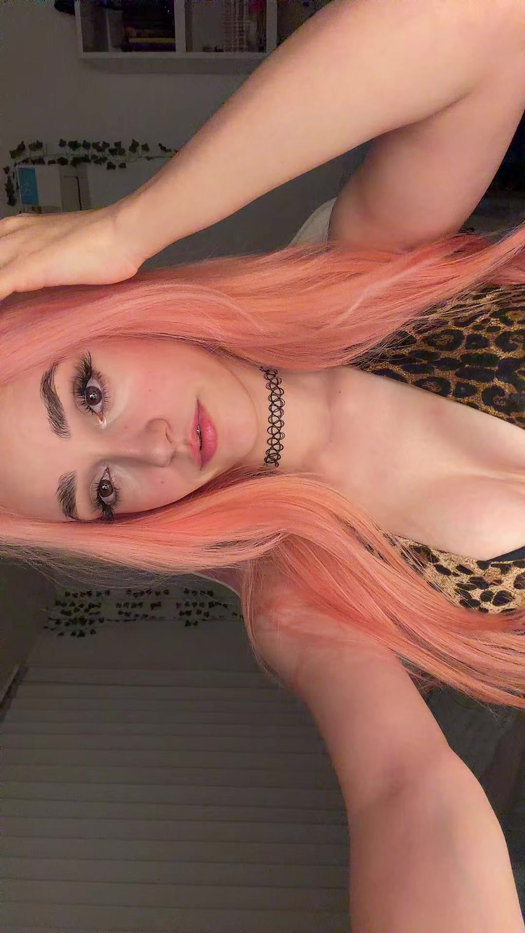 @𝐦𝐢𝐚 𝐮𝐰𝐮