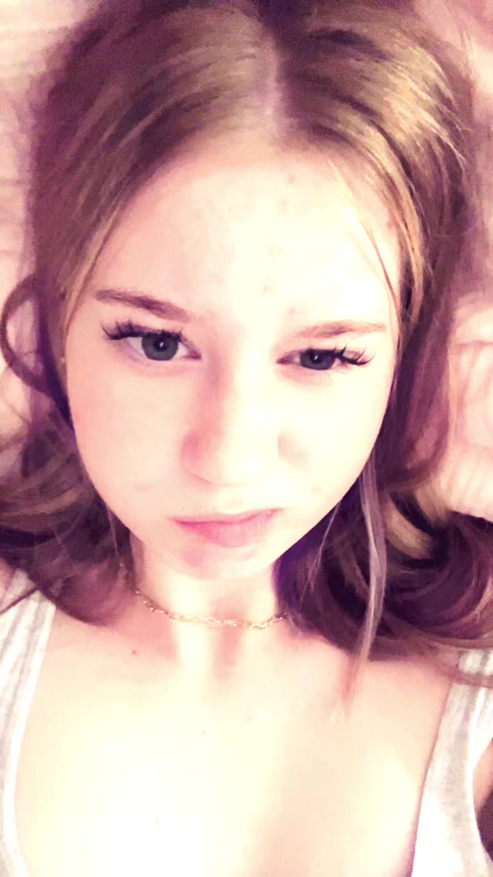 @chloefrederiksen_