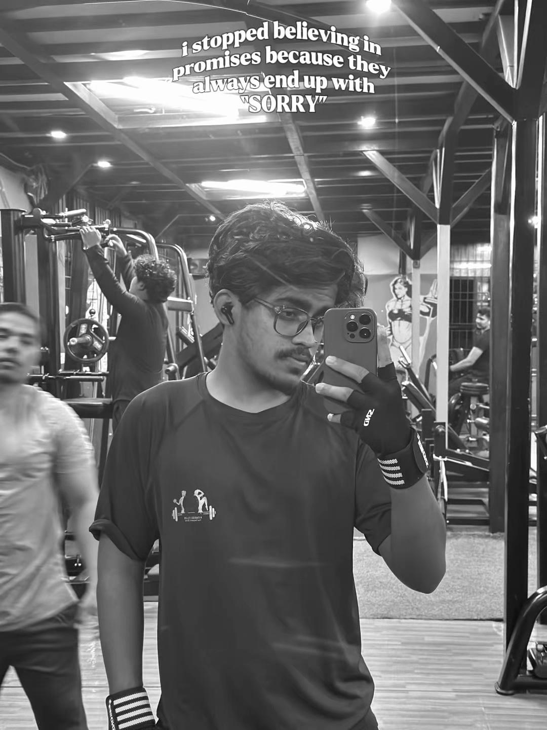 @Sujeet ✨🩵