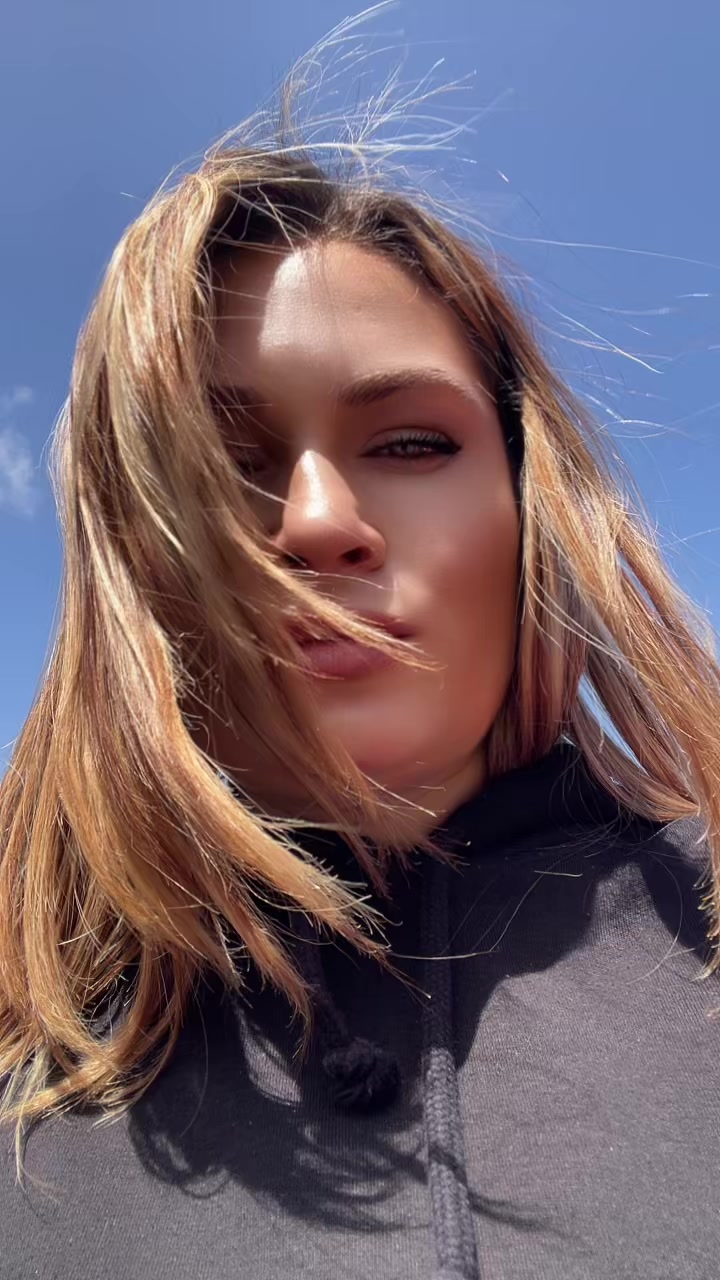 @Alina Grapila
